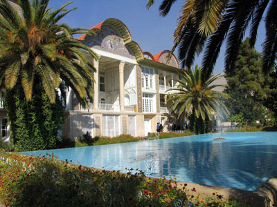 Eram Garden mansion and reflecting pool